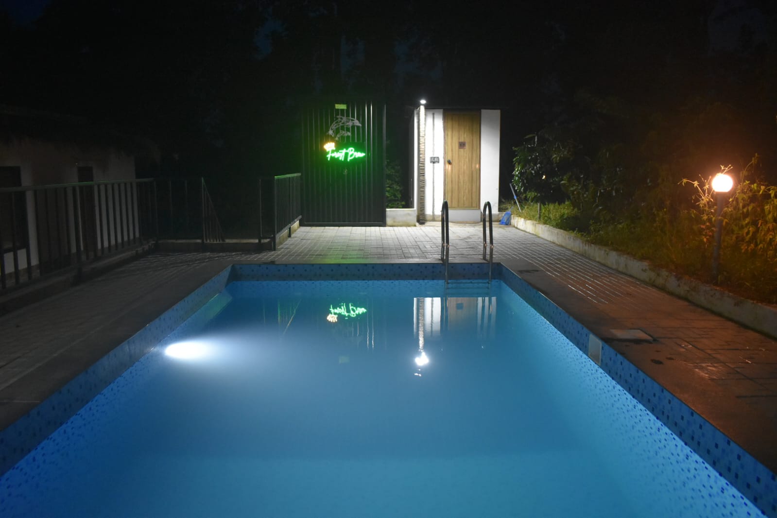 Private Pool